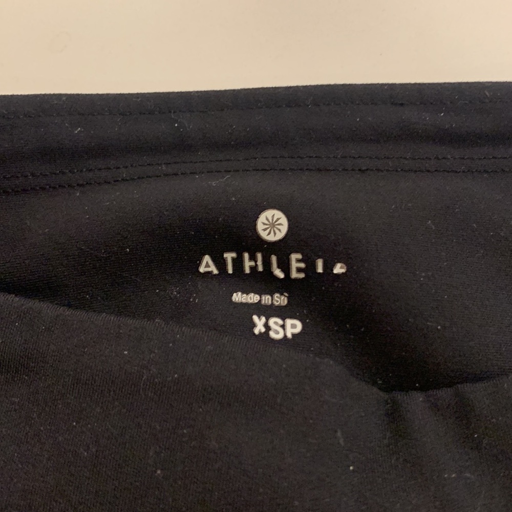 Athleta yoga pants - Picture 4 of 4